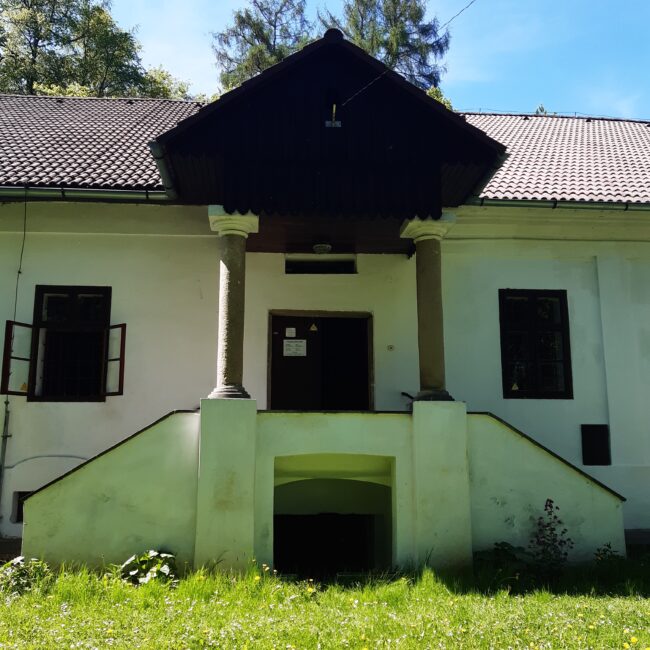 Vstup do budovy 2