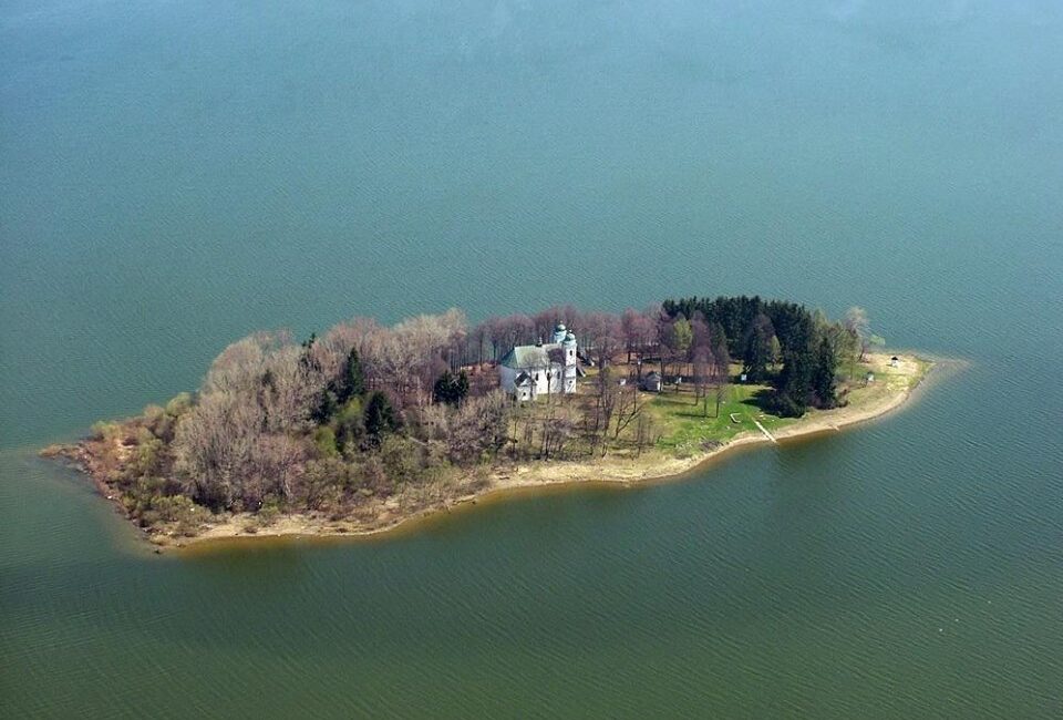 Slanický ostrov umenia