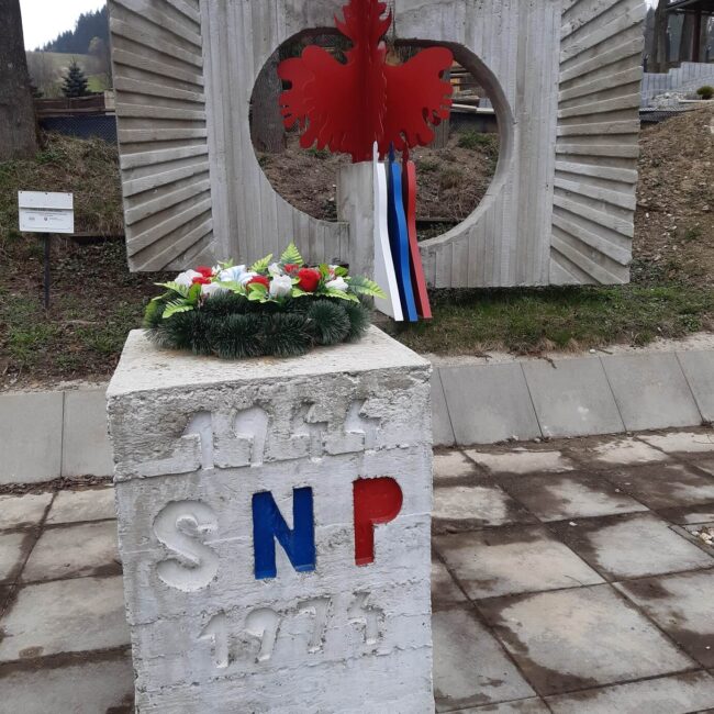 Karol Baron, Pamätník SNP, Leštiny, 1973-1974